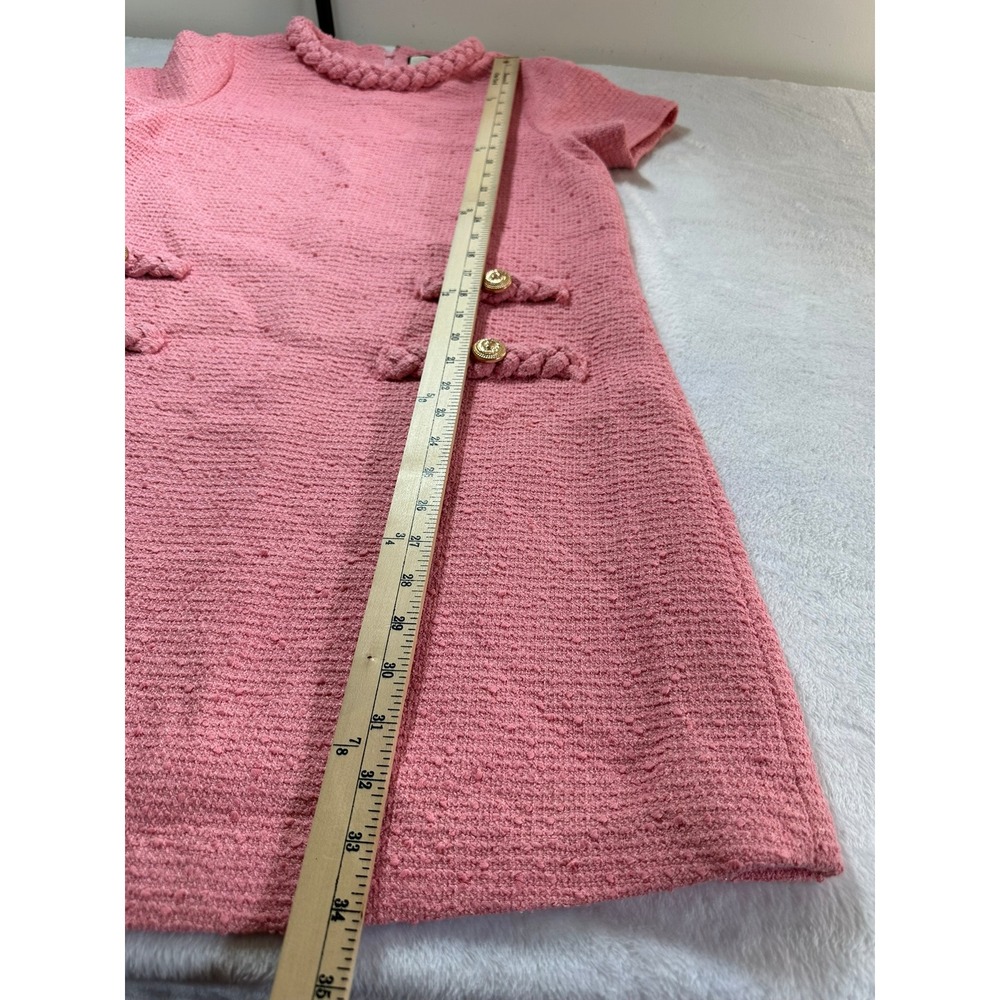 Tuckernuck Pink Boucle Shift Dress Womens Size Medium Excellent Gold Button Trim - Picture 3 of 7